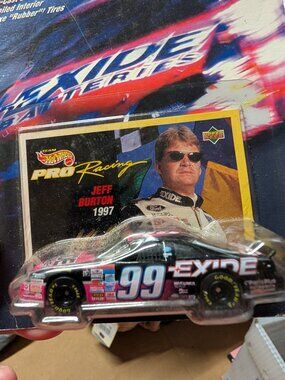 Hot Wheels 1997 1st Edition Bobby Hamilton #43 Pro Racing Die Cast Car